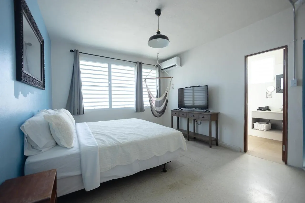 La Esmeralda Pr San Juan Guest house