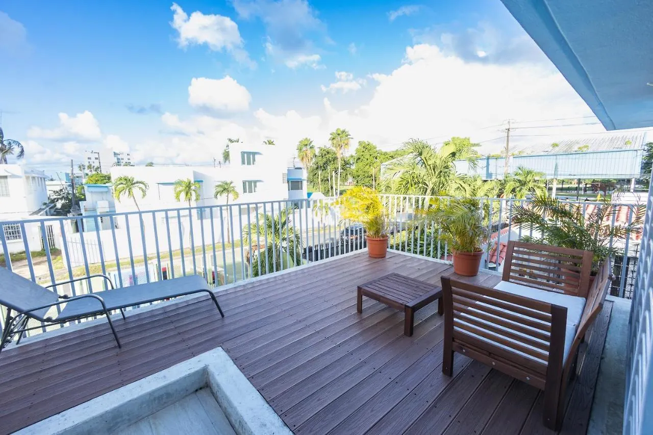 La Esmeralda Pr San Juan Guest house